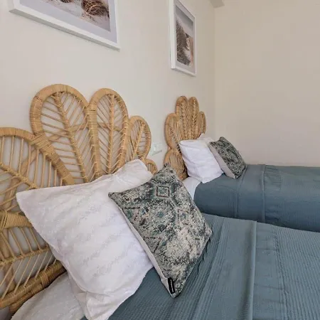 Duplex En Primera Linea De Playa 아파트